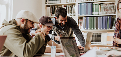 專業(yè)公裝設(shè)計團(tuán)隊